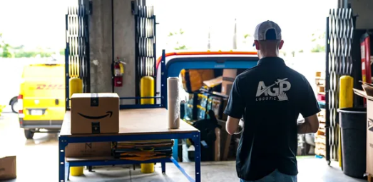 Recibimos tus paquetes y productos día a día